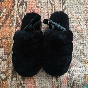 NWOT black Ugg slippers! In perfect condition